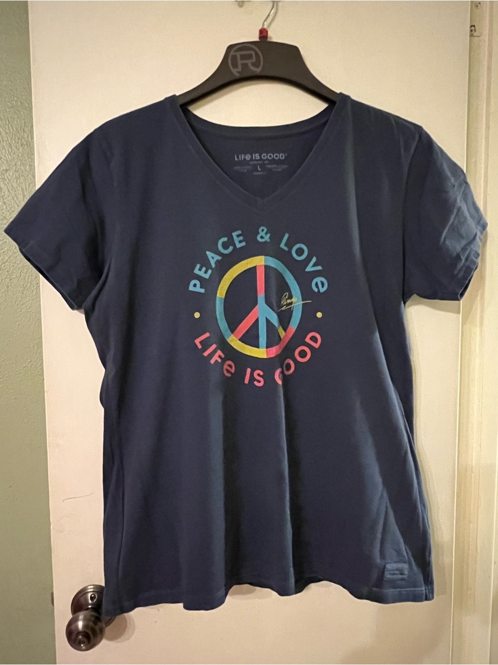 Life is Good Peace and Love Rainbow-Peace-Sign Ringo Starr Crusher-T Large Women